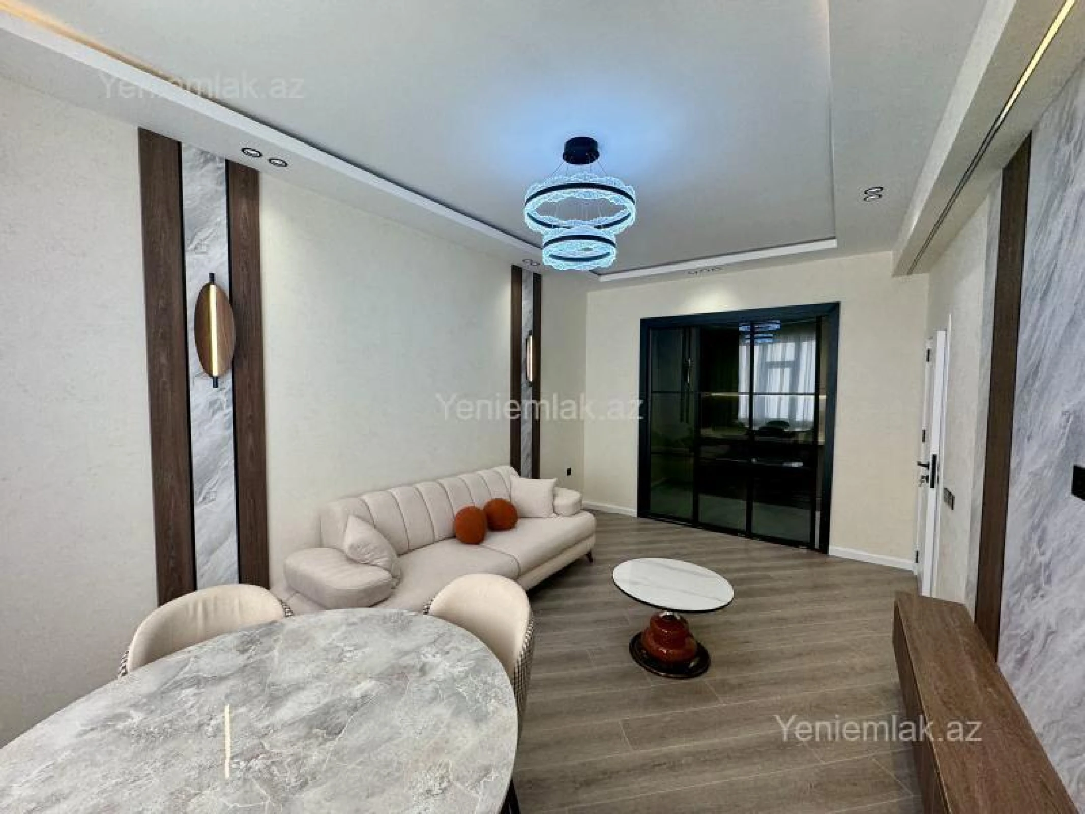 Satılır 3 otaqlı yeni tikili 80 m²