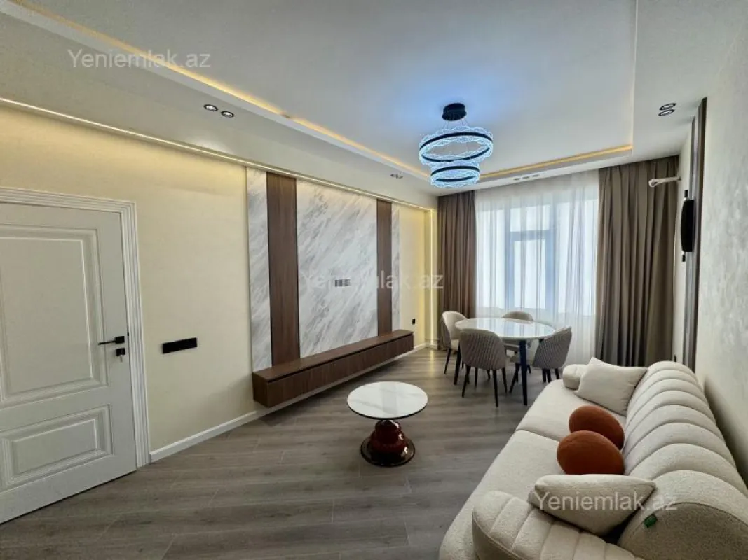 Satılır 3 otaqlı yeni tikili 80 m²