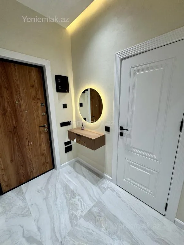 Satılır 3 otaqlı yeni tikili 80 m²