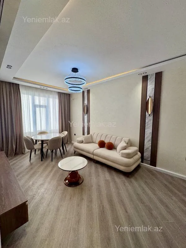 Satılır 3 otaqlı yeni tikili 80 m²