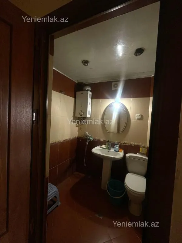Satılır 3 otaqlı köhnə tikili 75 m²