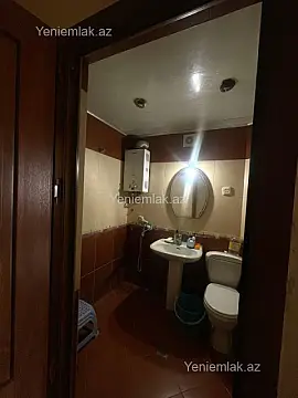 Satılır 3 otaqlı köhnə tikili 75 m²