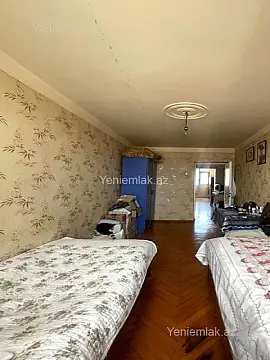 Satılır 3 otaqlı köhnə tikili 75 m²