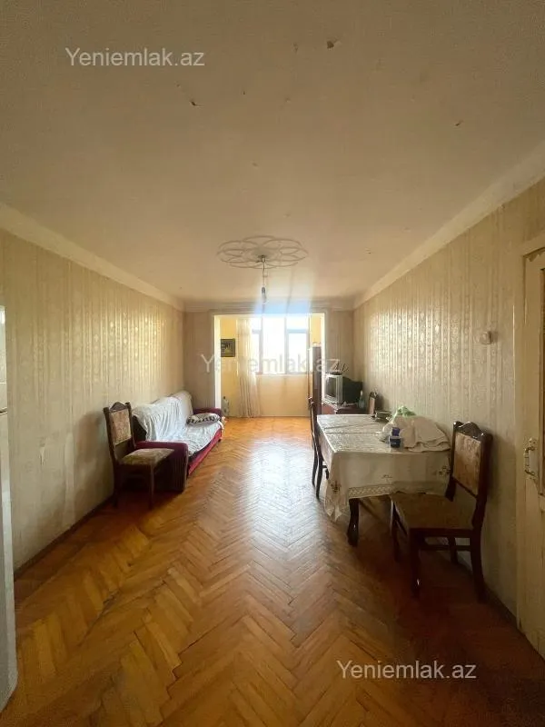 Satılır 3 otaqlı köhnə tikili 75 m²