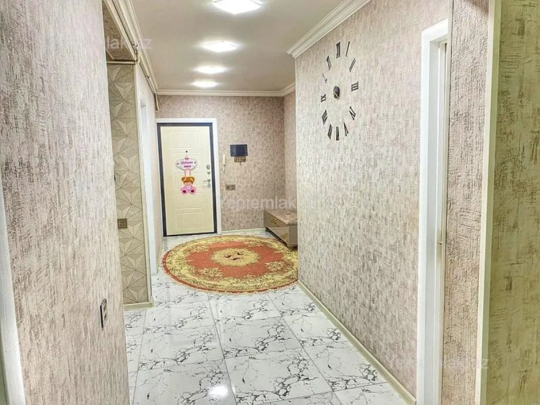 Satılır 5 otaqlı köhnə tikili 125 m²