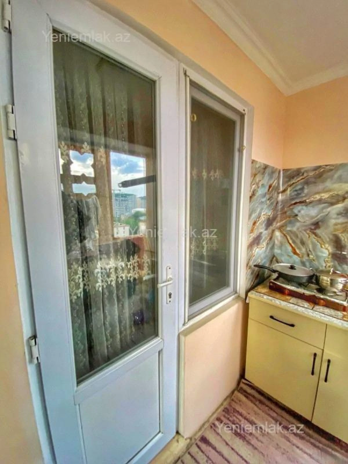Satılır 5 otaqlı köhnə tikili 125 m²