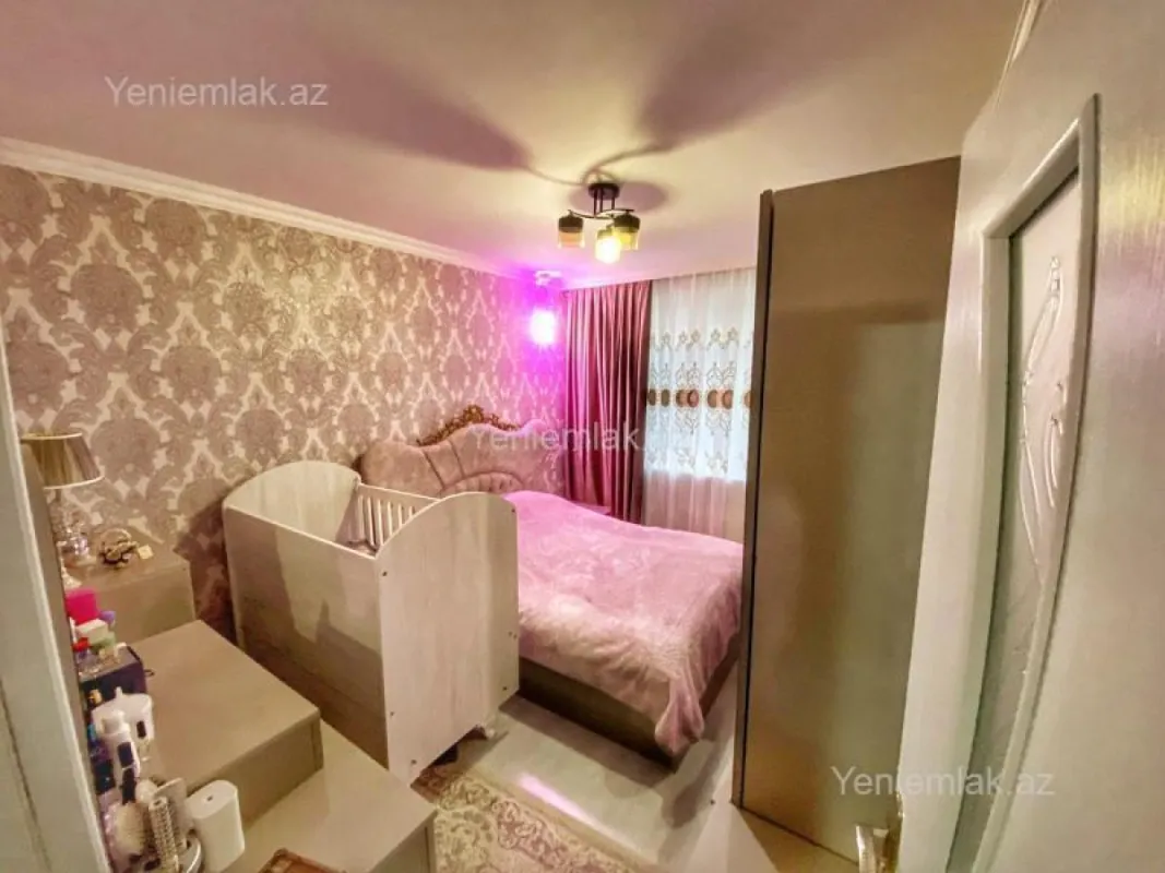 Satılır 5 otaqlı köhnə tikili 125 m²