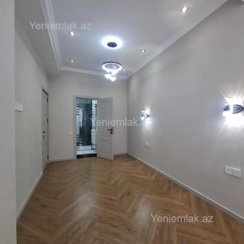 Satılır 3 otaqlı yeni tikili 90 m²