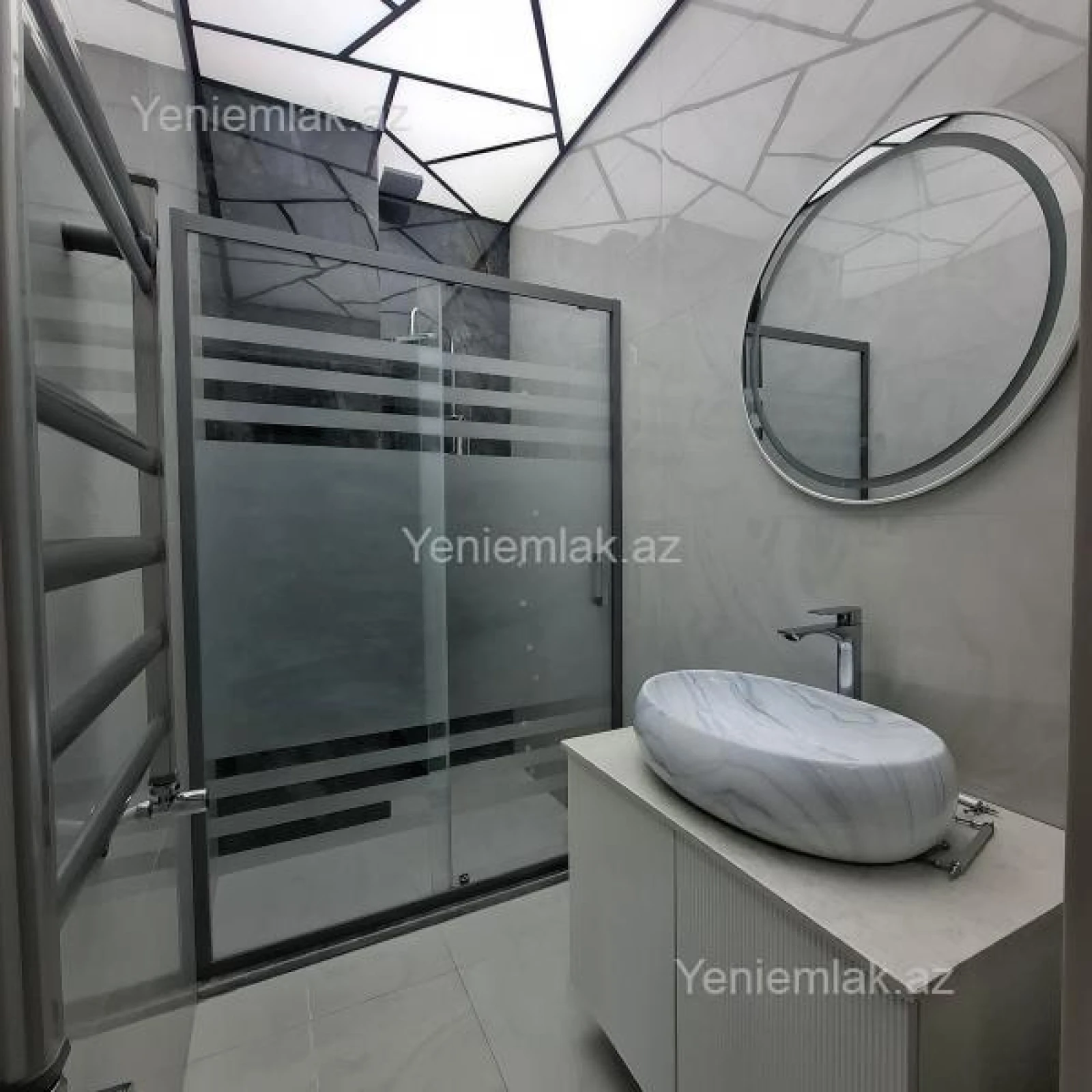 Satılır 3 otaqlı yeni tikili 90 m²