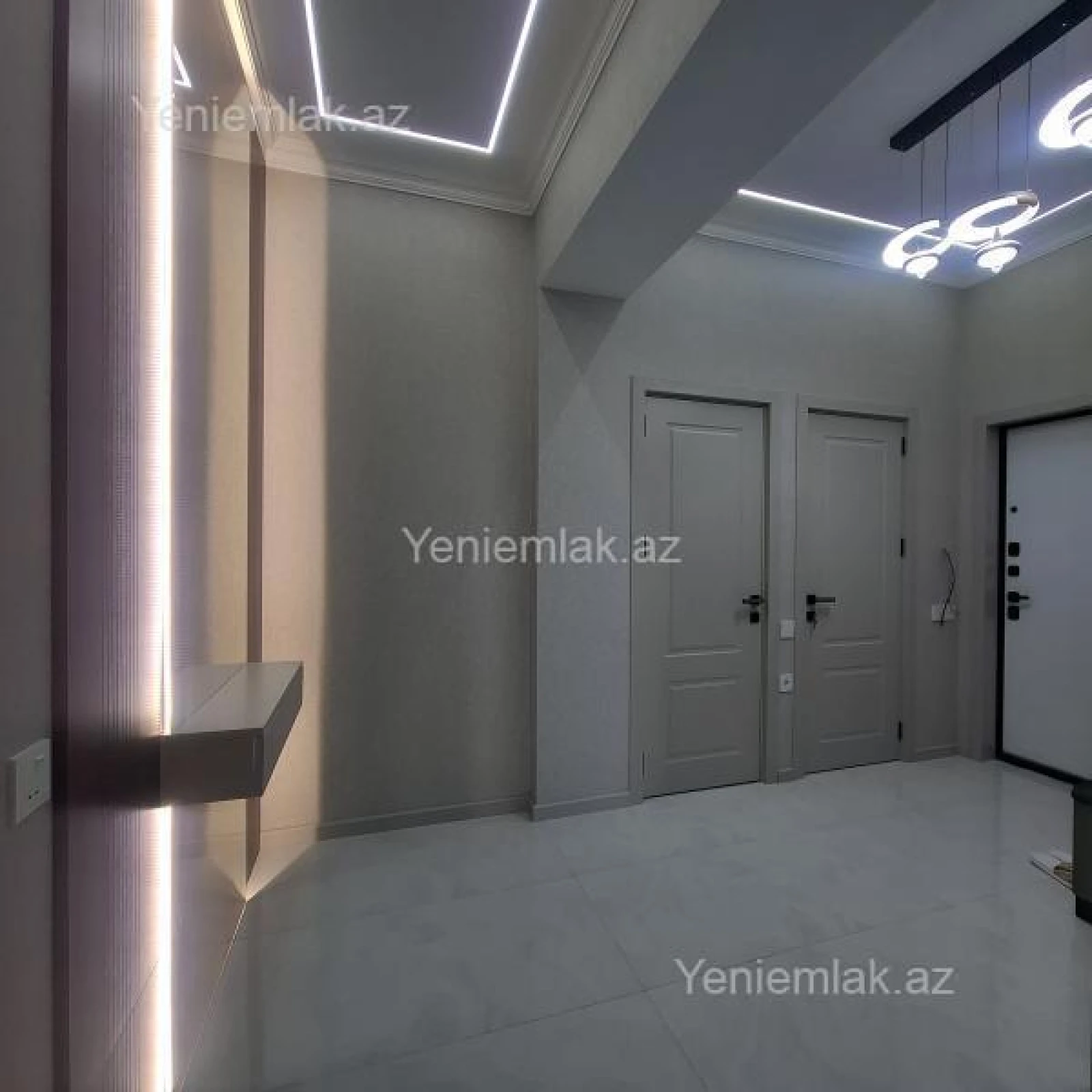 Satılır 3 otaqlı yeni tikili 90 m²