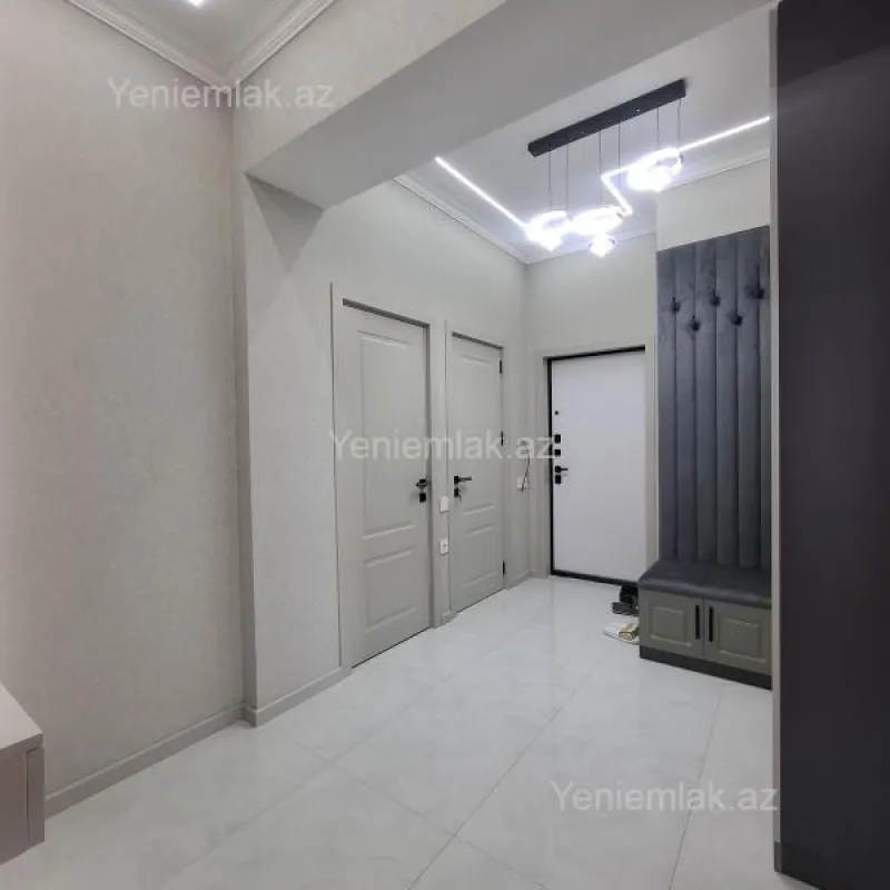 Satılır 3 otaqlı yeni tikili 90 m²
