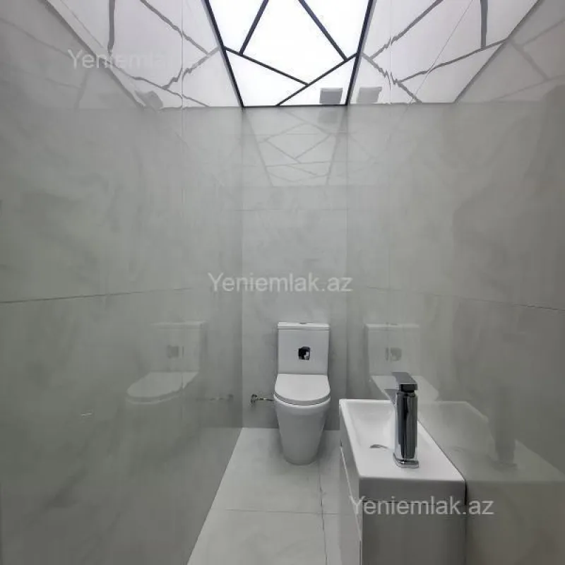 Satılır 3 otaqlı yeni tikili 90 m²