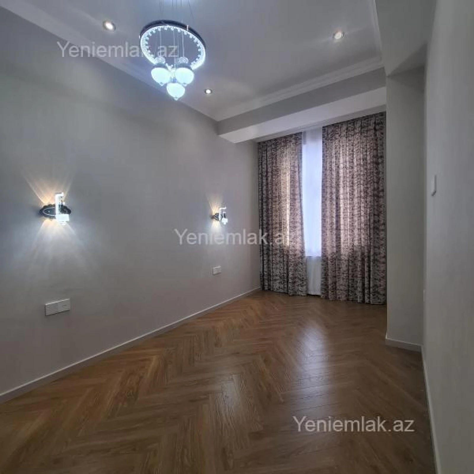 Satılır 3 otaqlı yeni tikili 90 m²