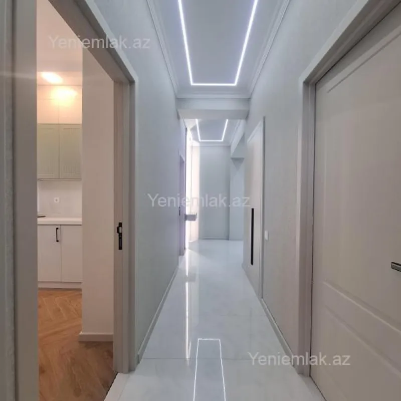 Satılır 3 otaqlı yeni tikili 90 m²