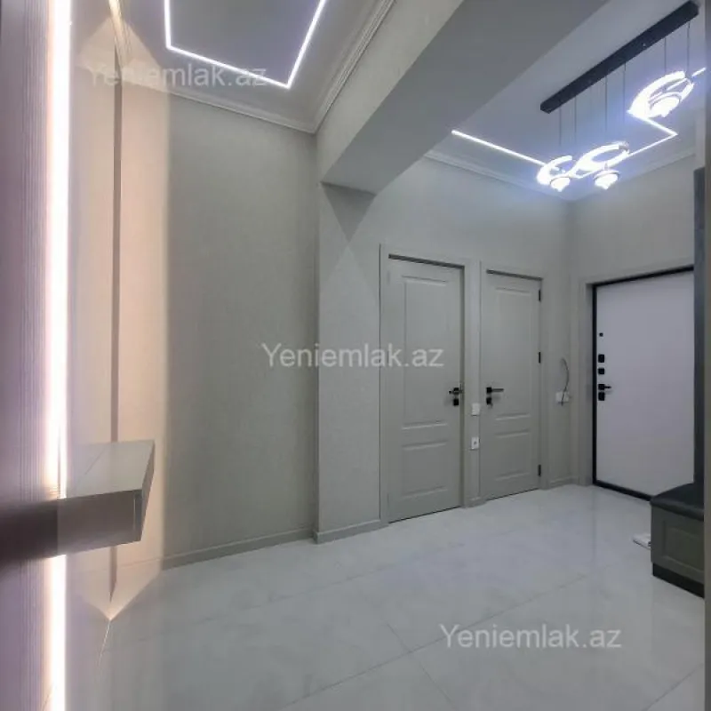 Satılır 3 otaqlı yeni tikili 90 m²