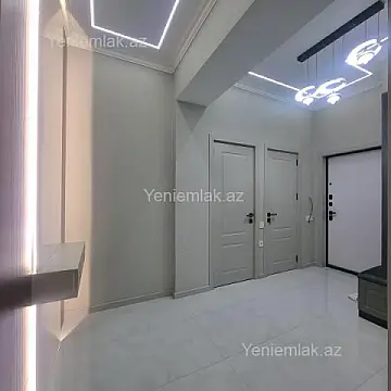 Satılır 3 otaqlı yeni tikili 90 m²
