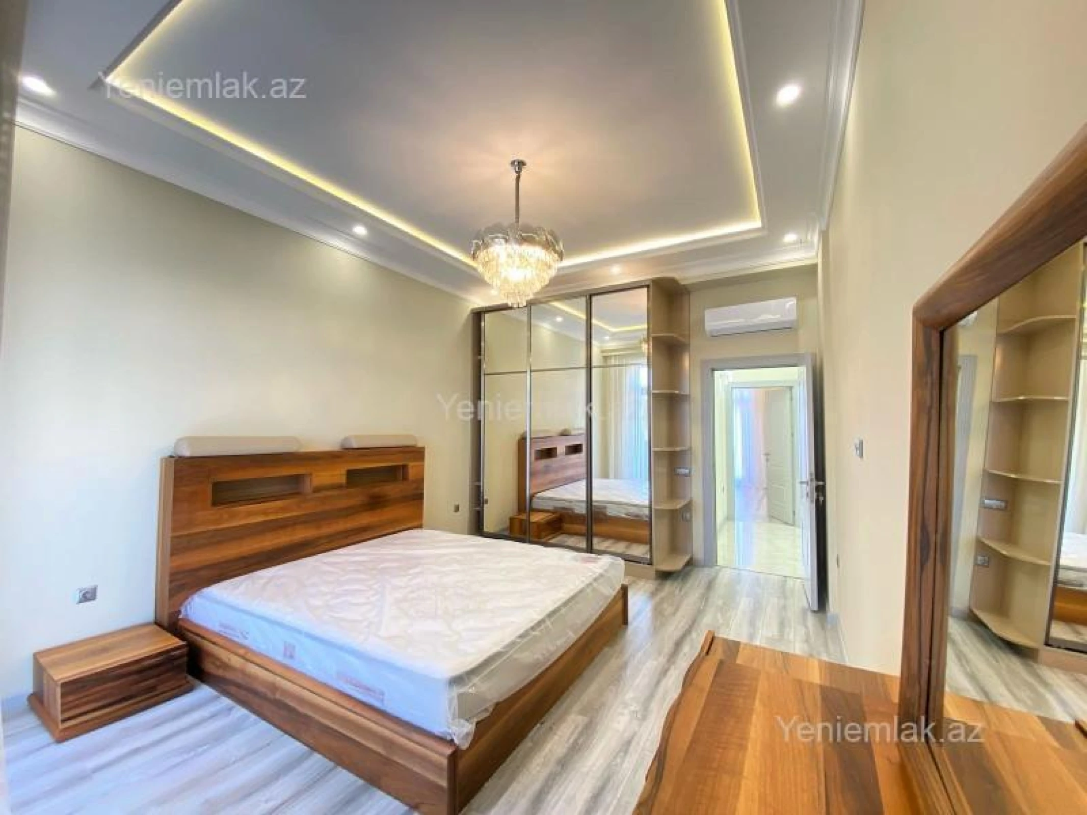 Satılır 4 otaqlı yeni tikili 121 m²