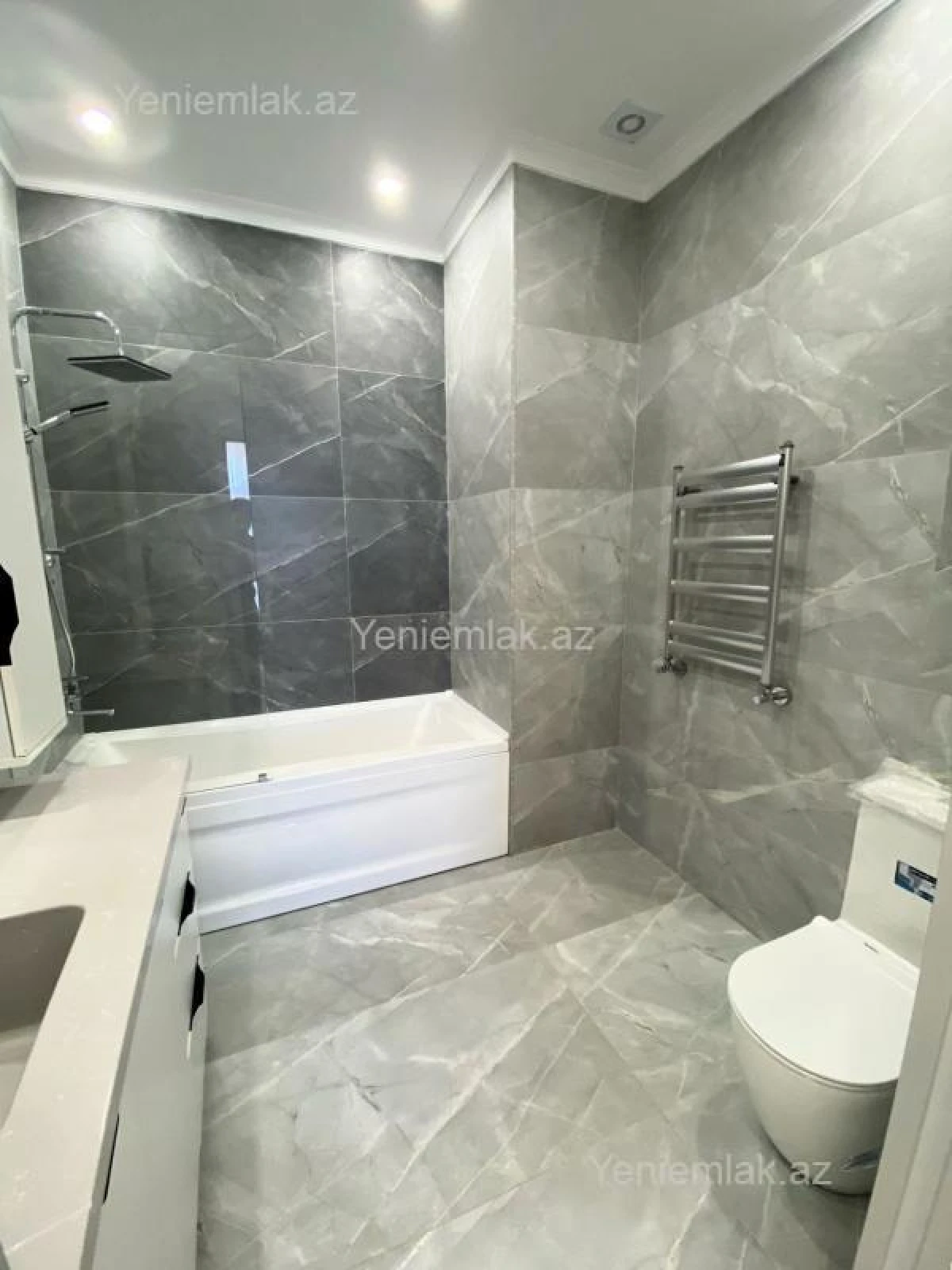 Satılır 4 otaqlı yeni tikili 121 m²