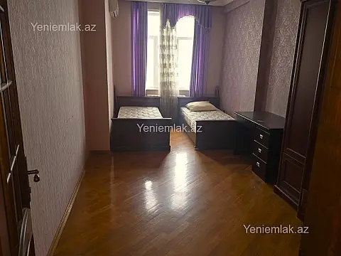 Satılır 3 otaqlı yeni tikili 140 m²