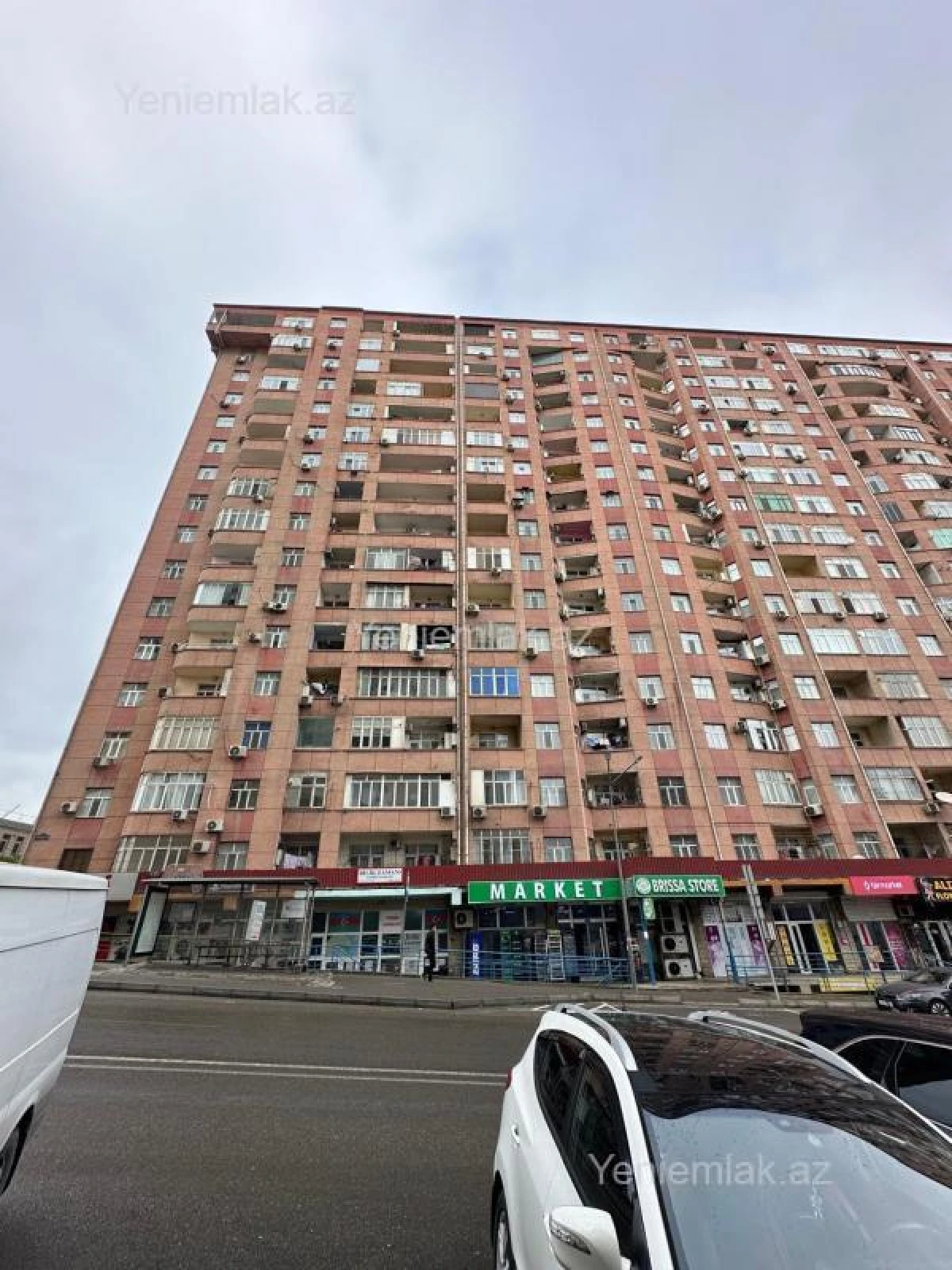 Satılır 3 otaqlı yeni tikili 90 m²