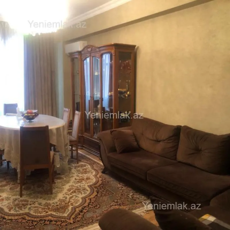 Satılır 3 otaqlı yeni tikili 90 m²