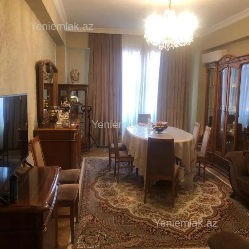 Satılır 3 otaqlı yeni tikili 90 m²