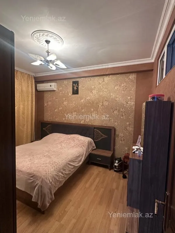 Satılır 3 otaqlı yeni tikili 90 m²