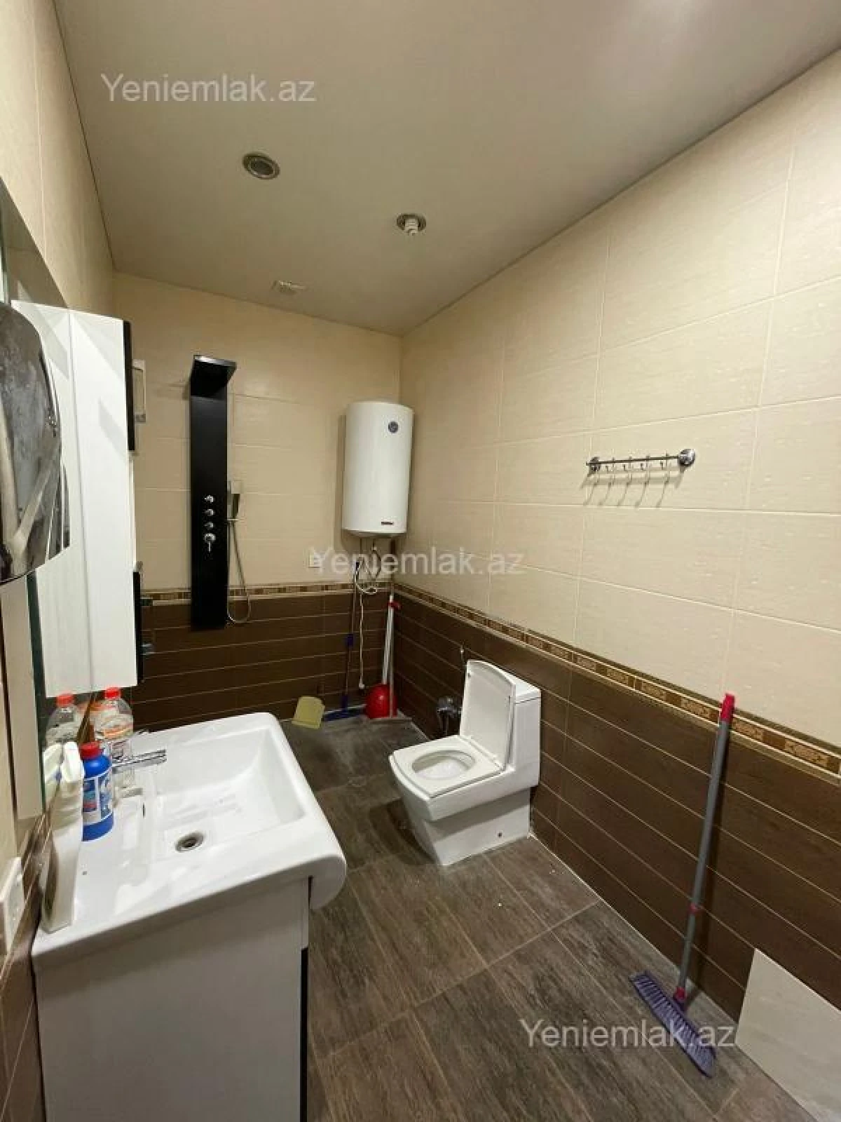 Satılır 4 otaqlı obyekt 150 m²