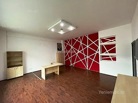 Satılır 4 otaqlı obyekt 150 m²
