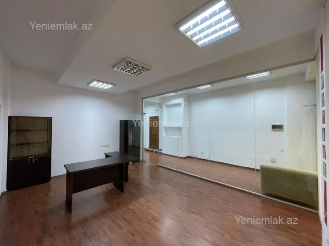 Satılır 4 otaqlı obyekt 150 m²
