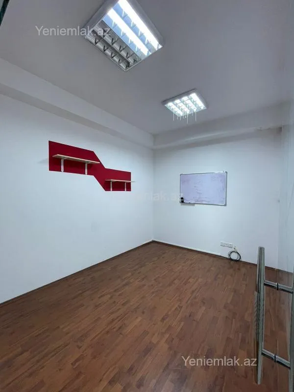 Satılır 4 otaqlı obyekt 150 m²
