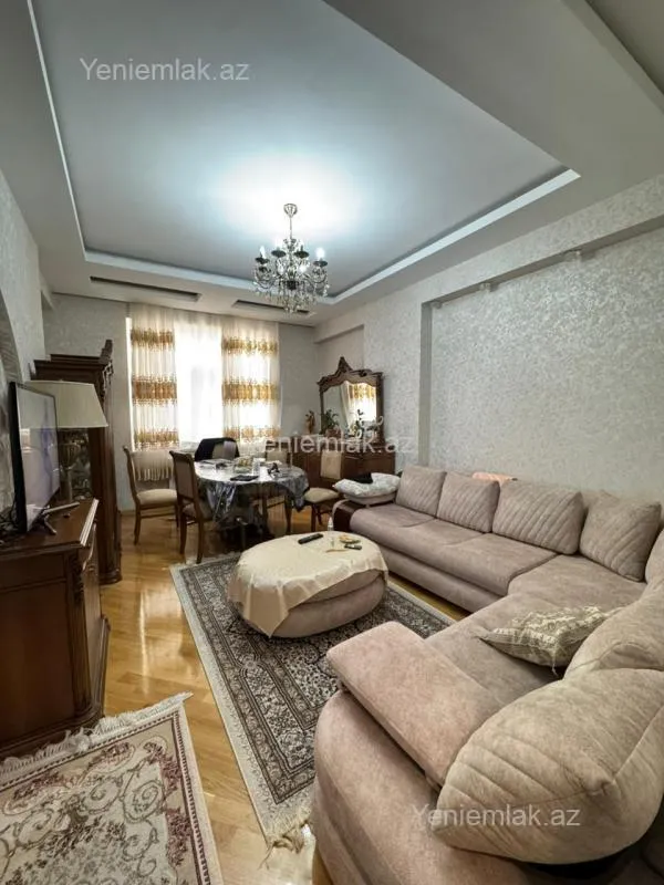 Satılır 3 otaqlı yeni tikili 93 m²