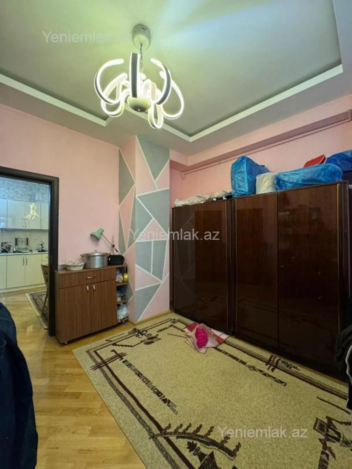 Satılır 3 otaqlı yeni tikili 93 m²