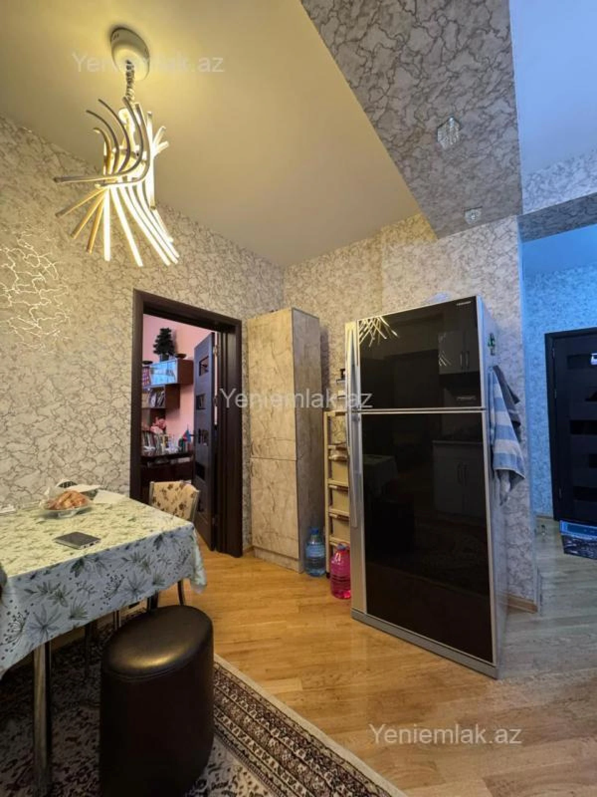 Satılır 3 otaqlı yeni tikili 93 m²