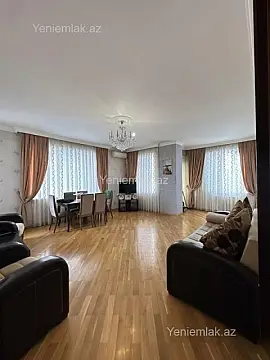 Satılır 3 otaqlı yeni tikili 121 m²