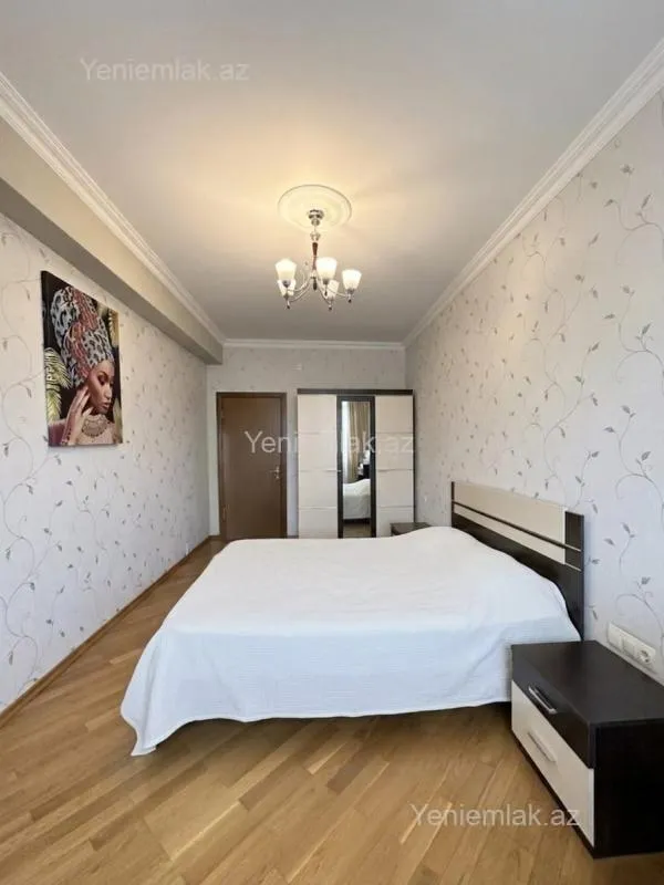 Satılır 3 otaqlı yeni tikili 121 m²