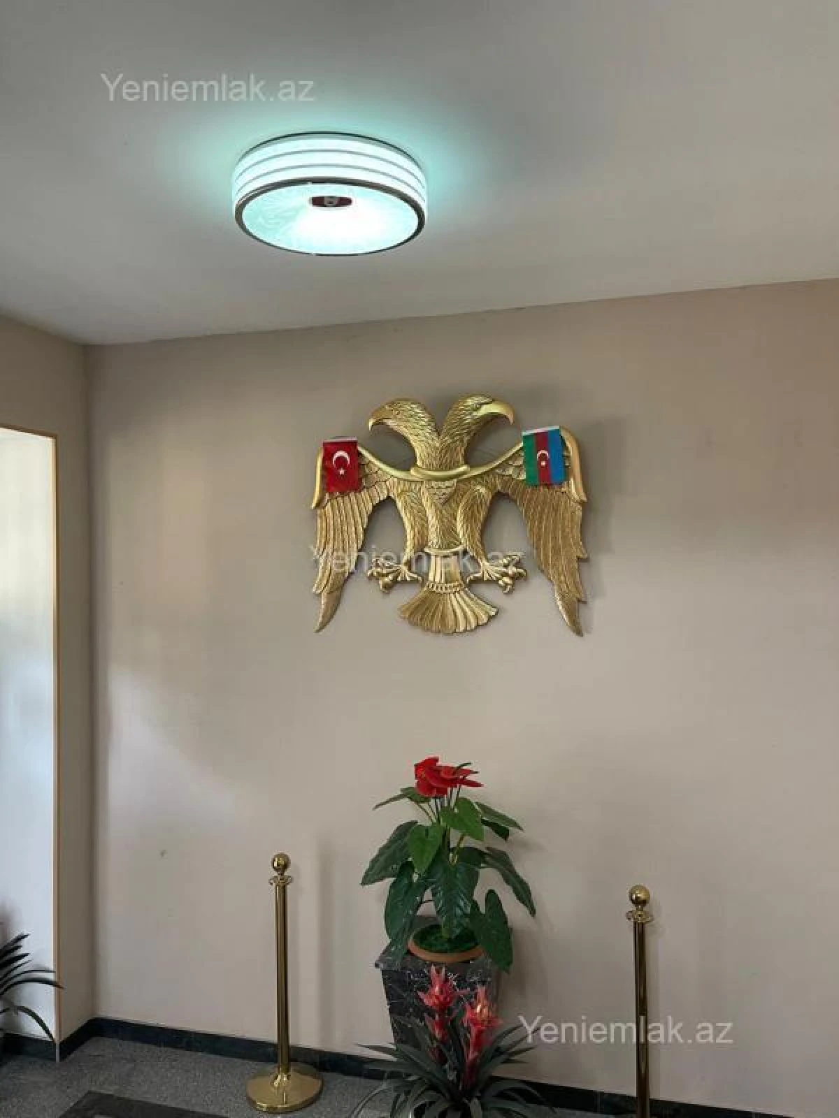 Satılır 12 otaqlı obyekt 450 m²