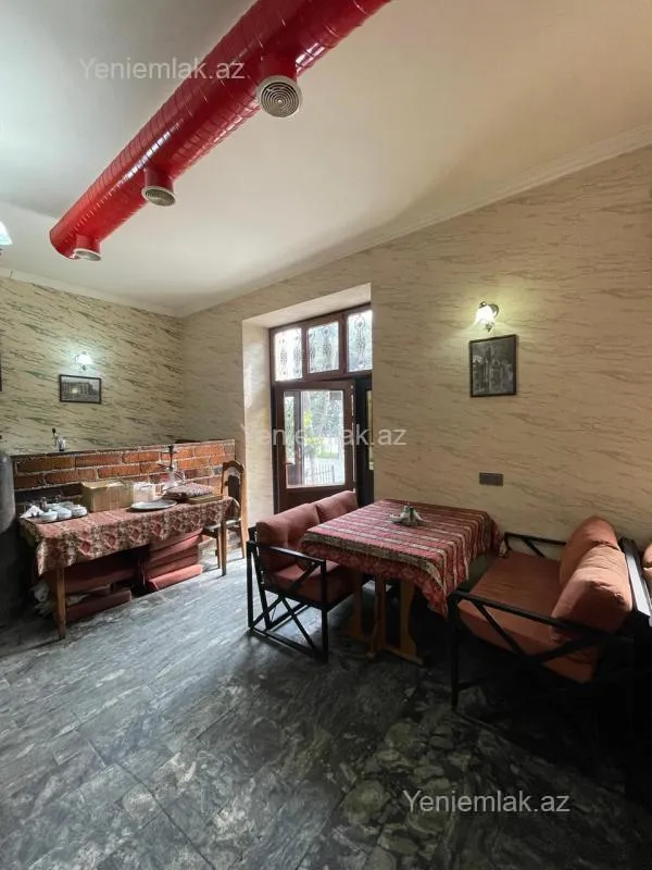 Satılır 12 otaqlı obyekt 450 m²