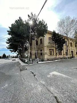 Satılır 12 otaqlı obyekt 450 m²