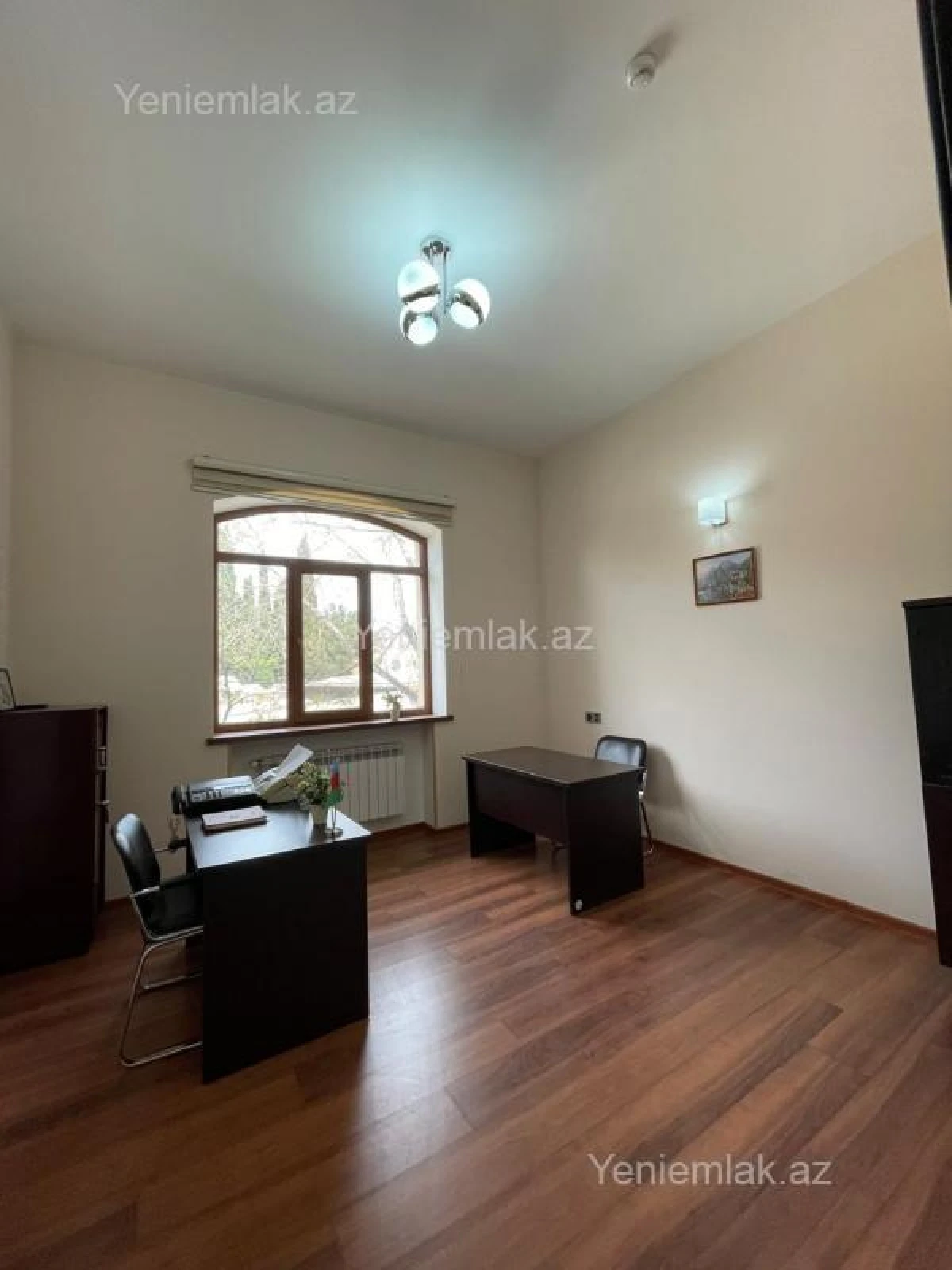 Satılır 12 otaqlı obyekt 450 m²