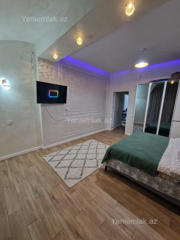 Satılır 2 otaqlı yeni tikili 80 m²