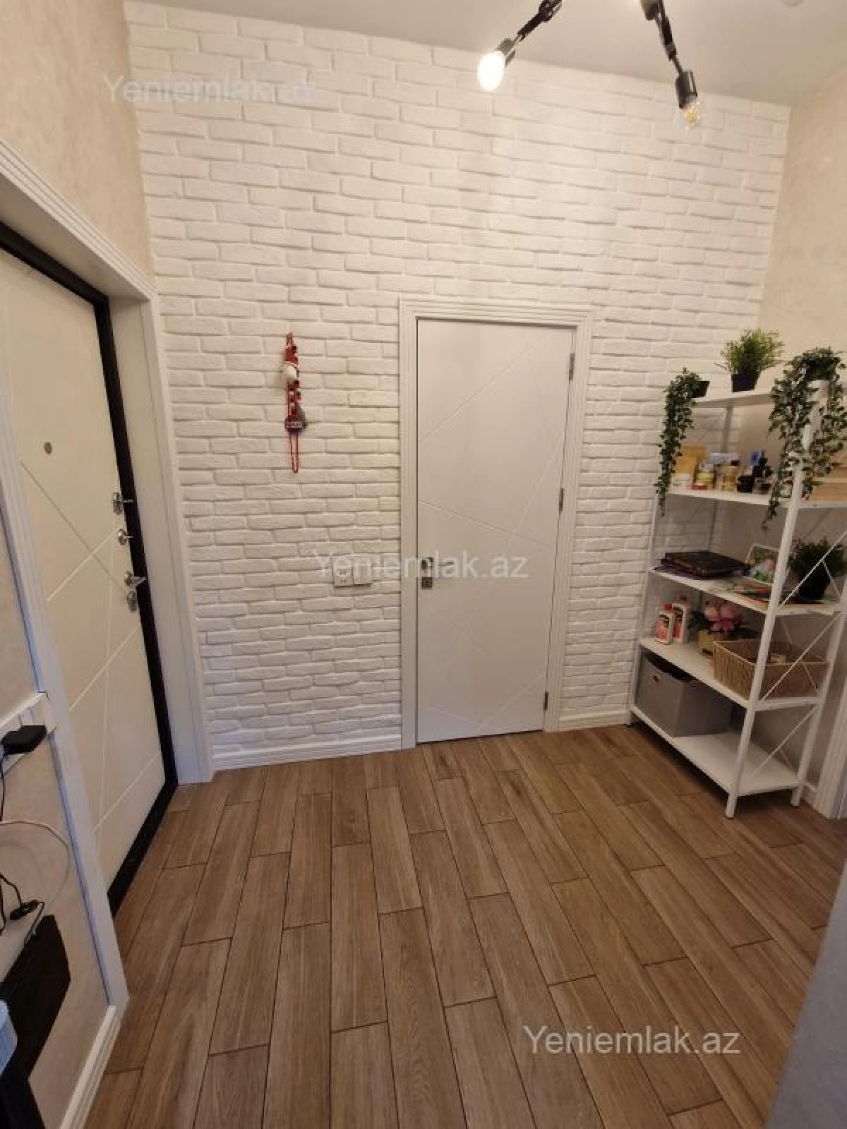Satılır 2 otaqlı yeni tikili 80 m²
