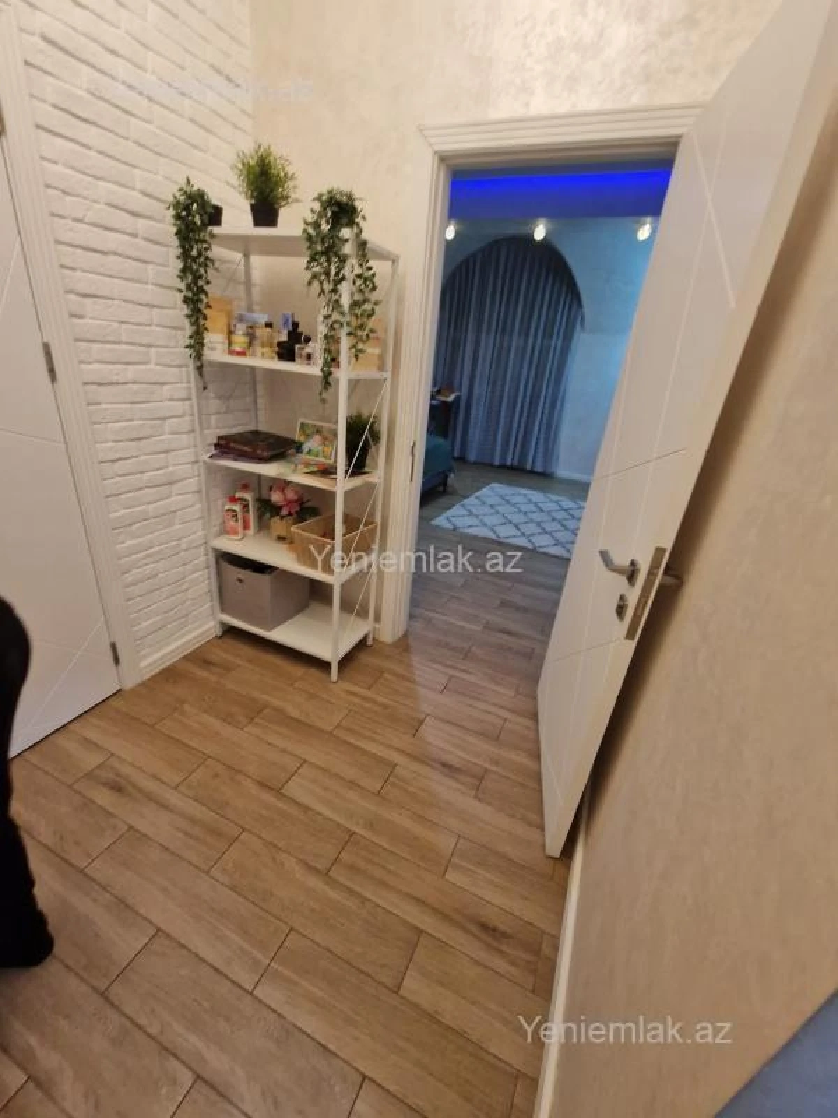 Satılır 2 otaqlı yeni tikili 80 m²