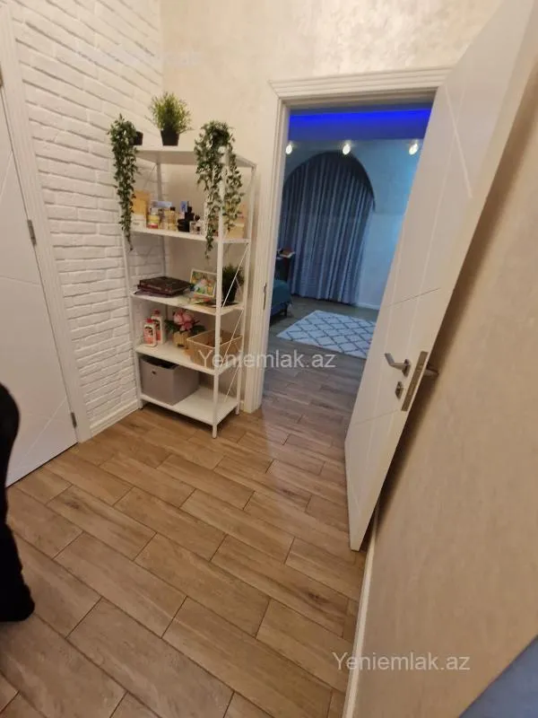 Satılır 2 otaqlı yeni tikili 80 m²