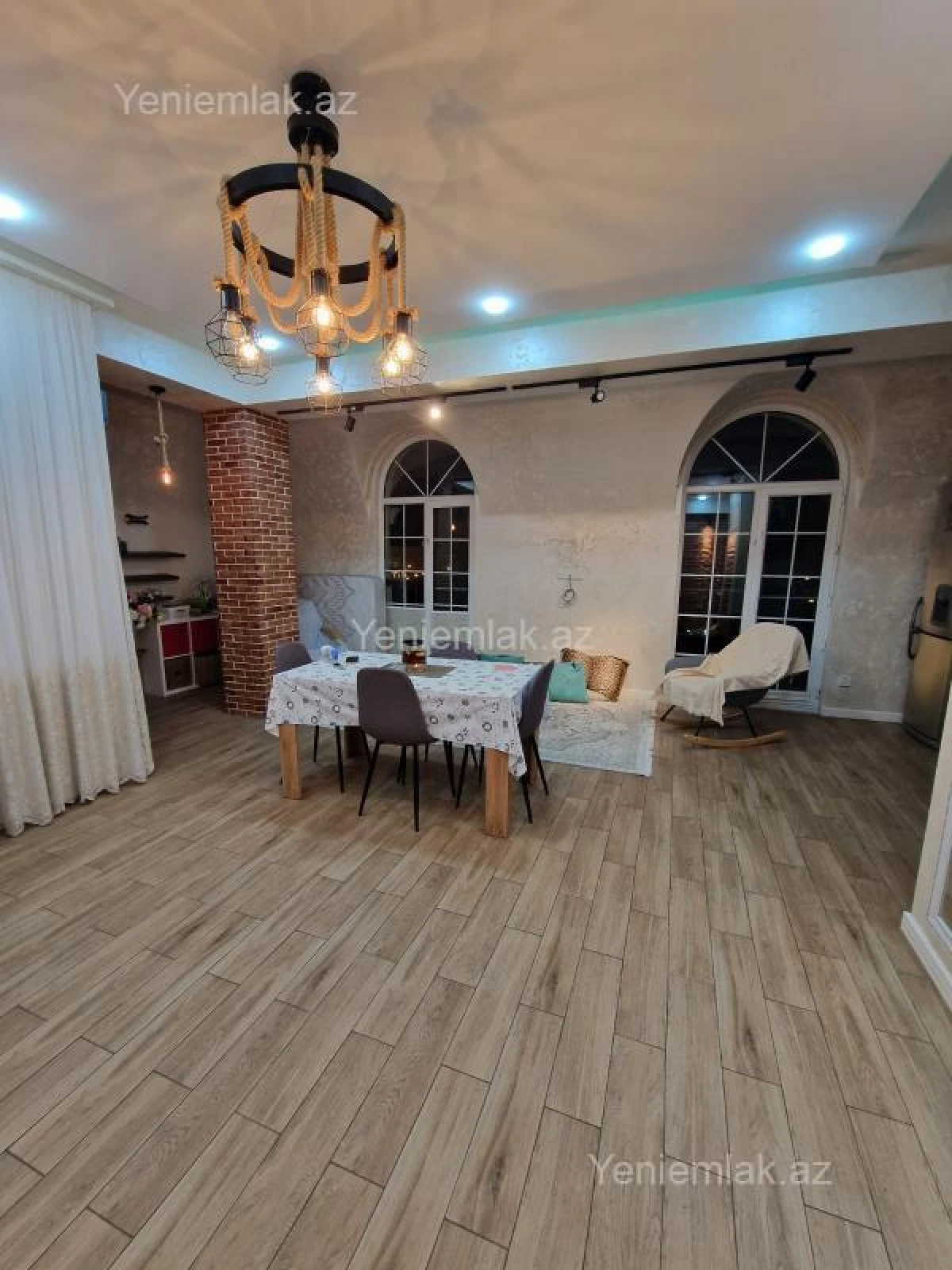 Satılır 2 otaqlı yeni tikili 80 m²