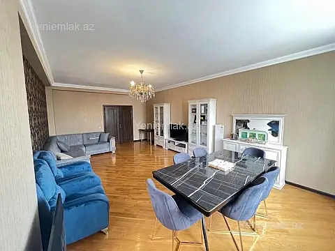 Satılır 3 otaqlı yeni tikili 160 m²