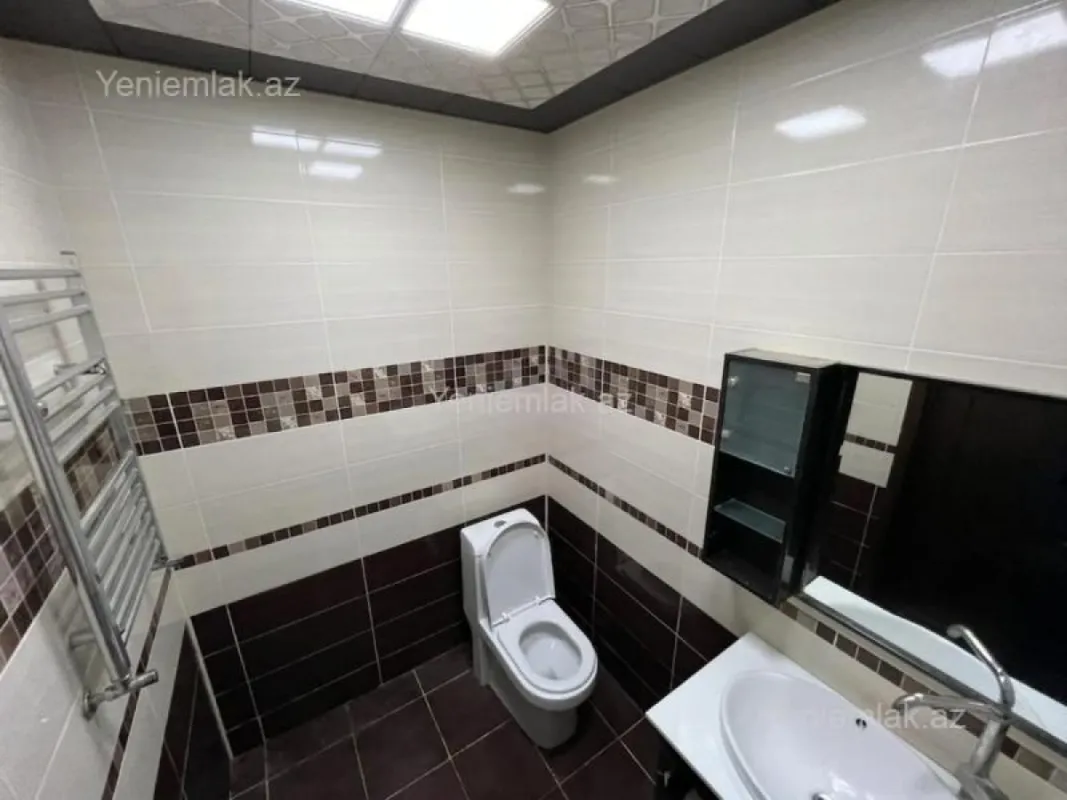 Satılır 3 otaqlı yeni tikili 160 m²