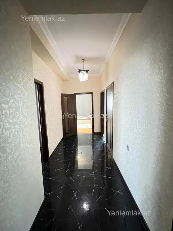 Satılır 3 otaqlı yeni tikili 160 m²