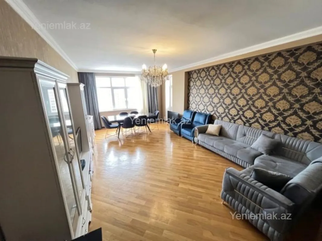 Satılır 3 otaqlı yeni tikili 160 m²
