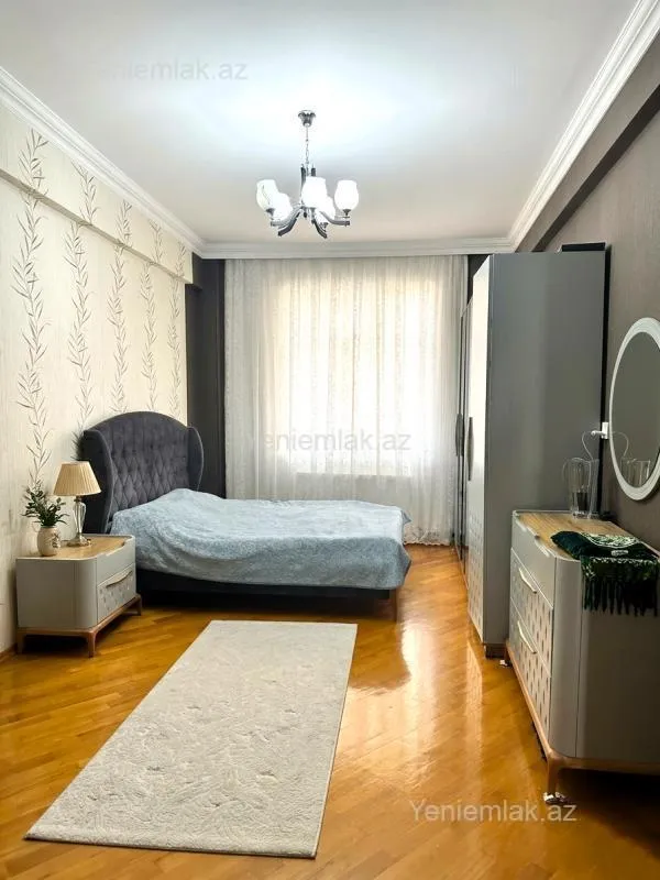 Satılır 2 otaqlı yeni tikili 92 m²